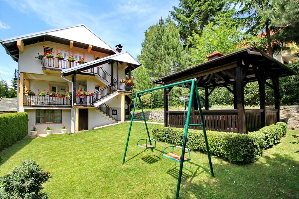 Apartments Junior Zlatibor Bagian luar foto