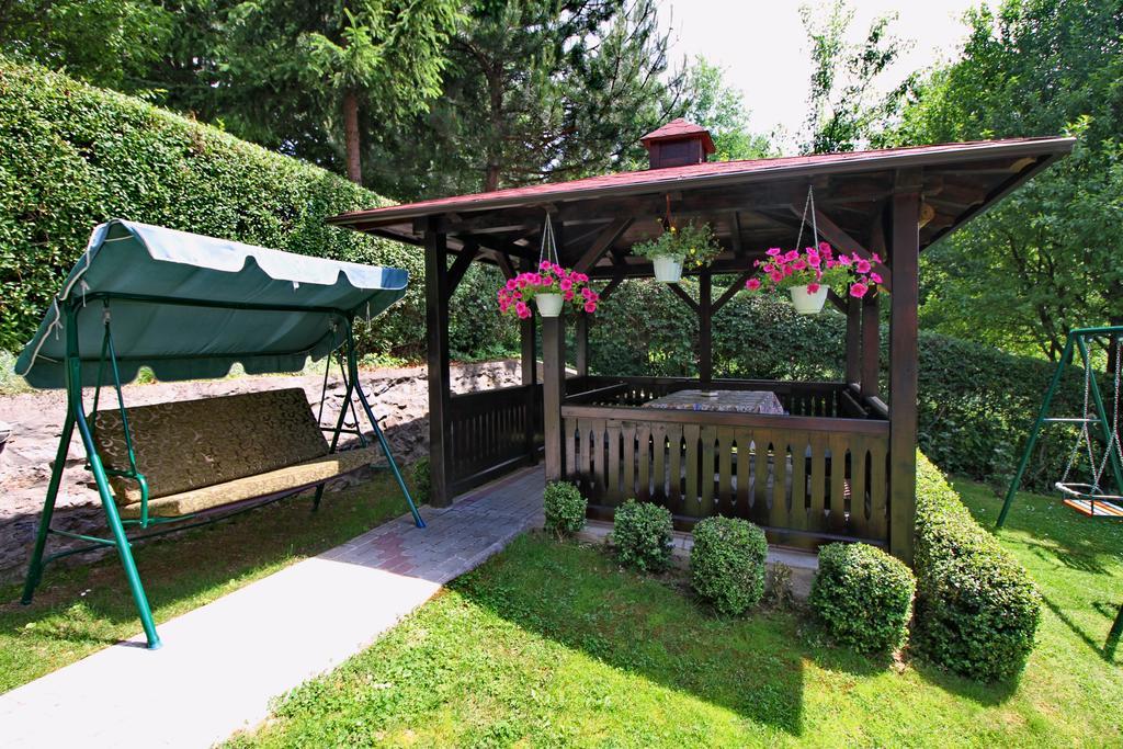 Apartments Junior Zlatibor Bagian luar foto
