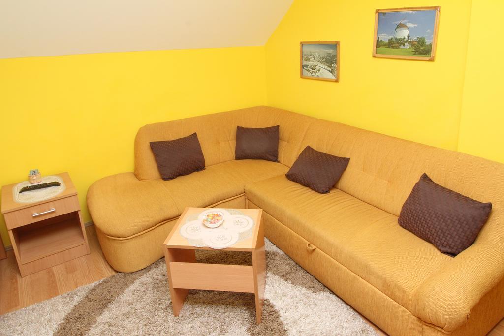 Apartments Junior Zlatibor Bagian luar foto