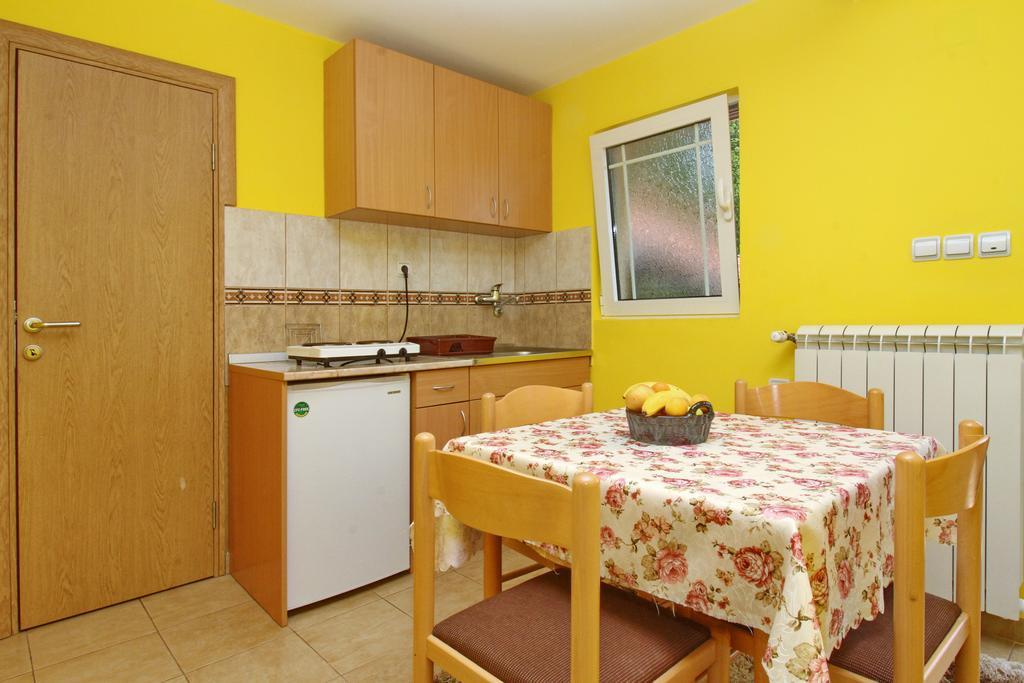 Apartments Junior Zlatibor Bagian luar foto
