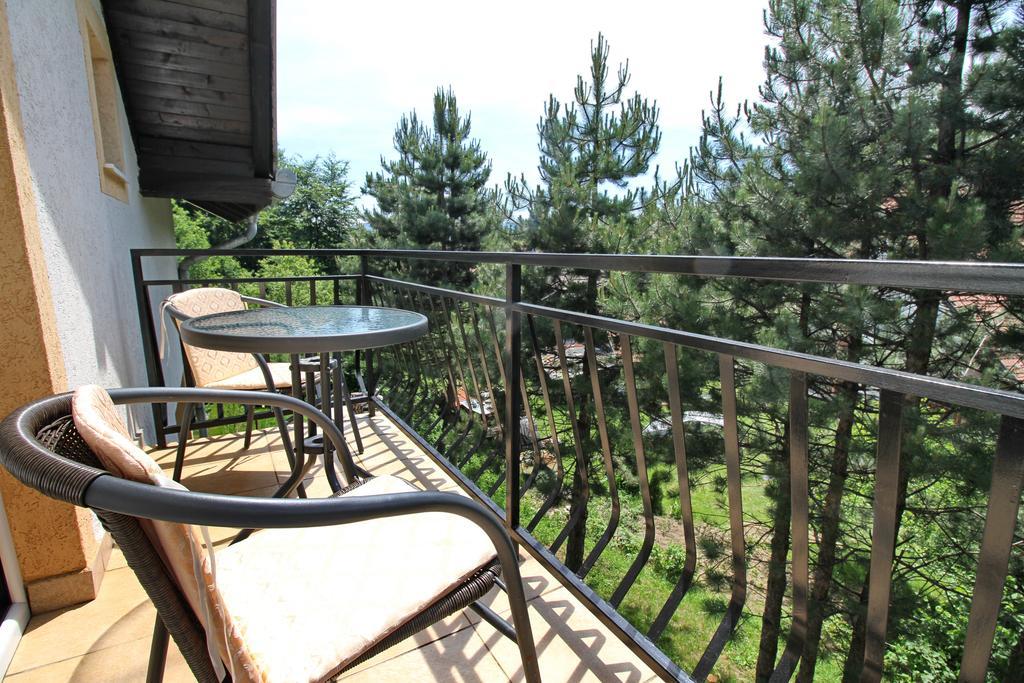 Apartments Junior Zlatibor Bagian luar foto