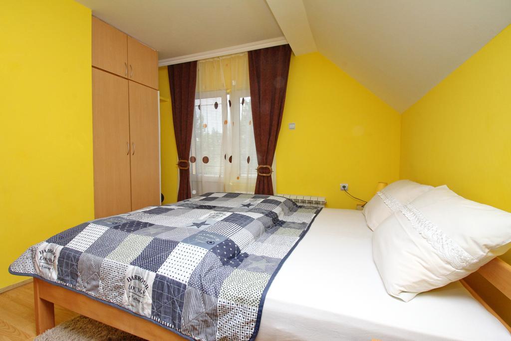 Apartments Junior Zlatibor Bagian luar foto