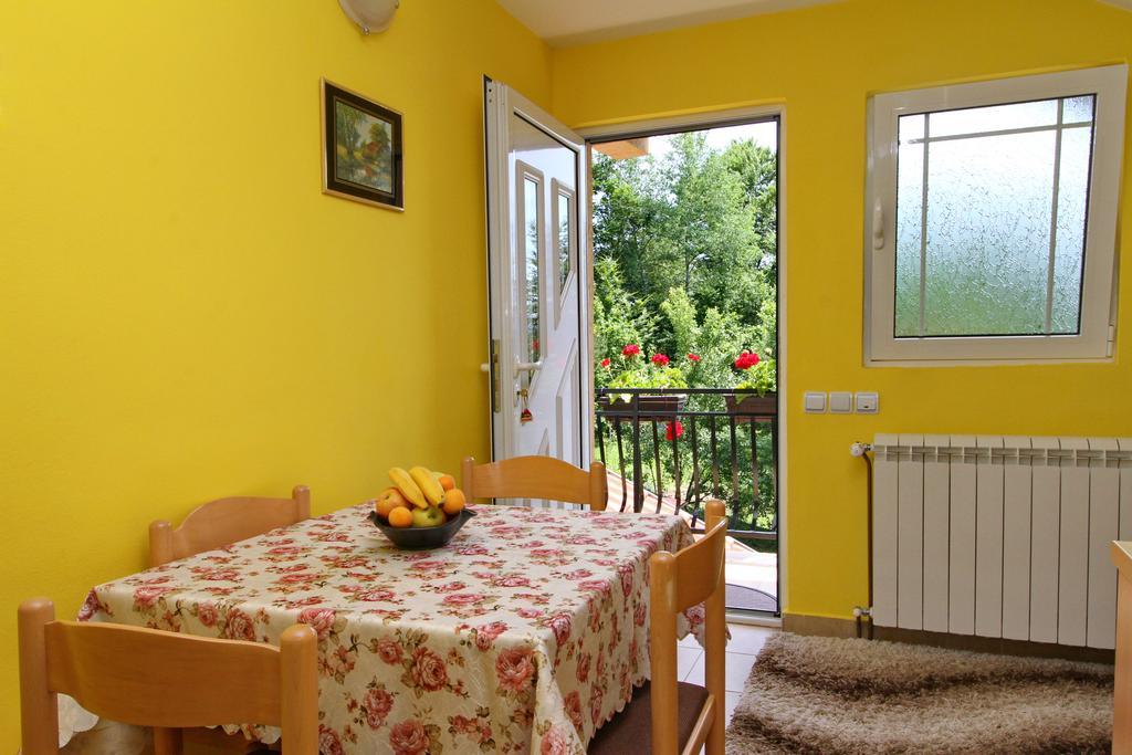 Apartments Junior Zlatibor Bagian luar foto
