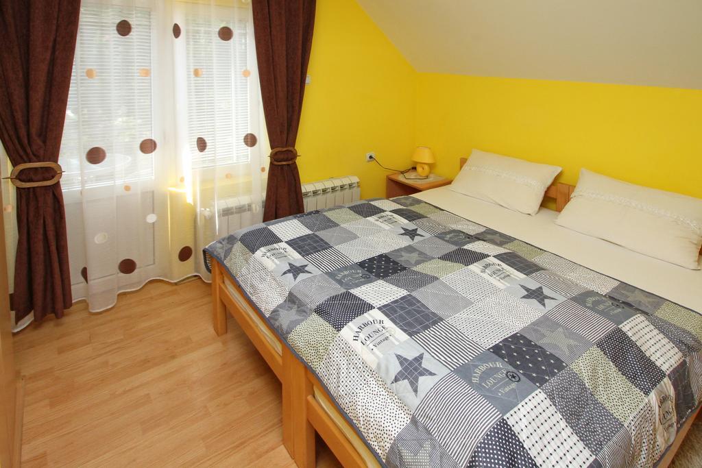 Apartments Junior Zlatibor Bagian luar foto
